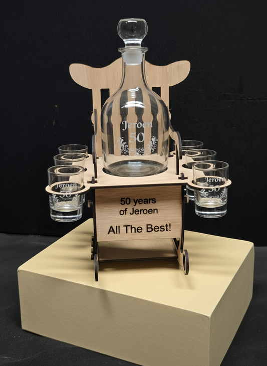 Bottle holder with matching glass engravings